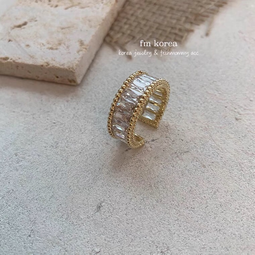Statement ring